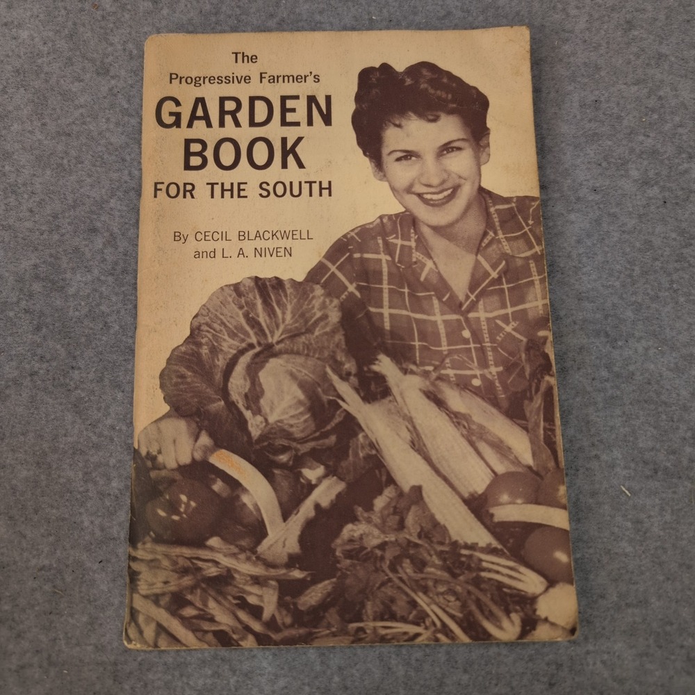 Vintage 1961 The Progressive Farmers Garden Book For The South *Scarce* - Picture 1 of 7